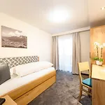 Garni Schellenberg Hotel