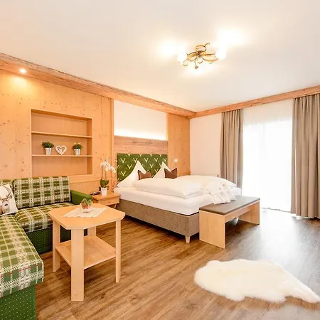 Garni Schellenberg Hotel 4*