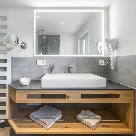 Garni Schellenberg Hotel